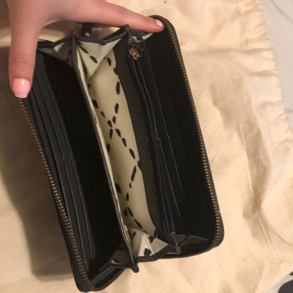 Kate spade New York wallet - Picture 4 of 4